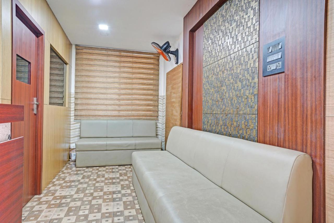 Capital O 87015 Hotel Al Salama Kochi Exterior photo