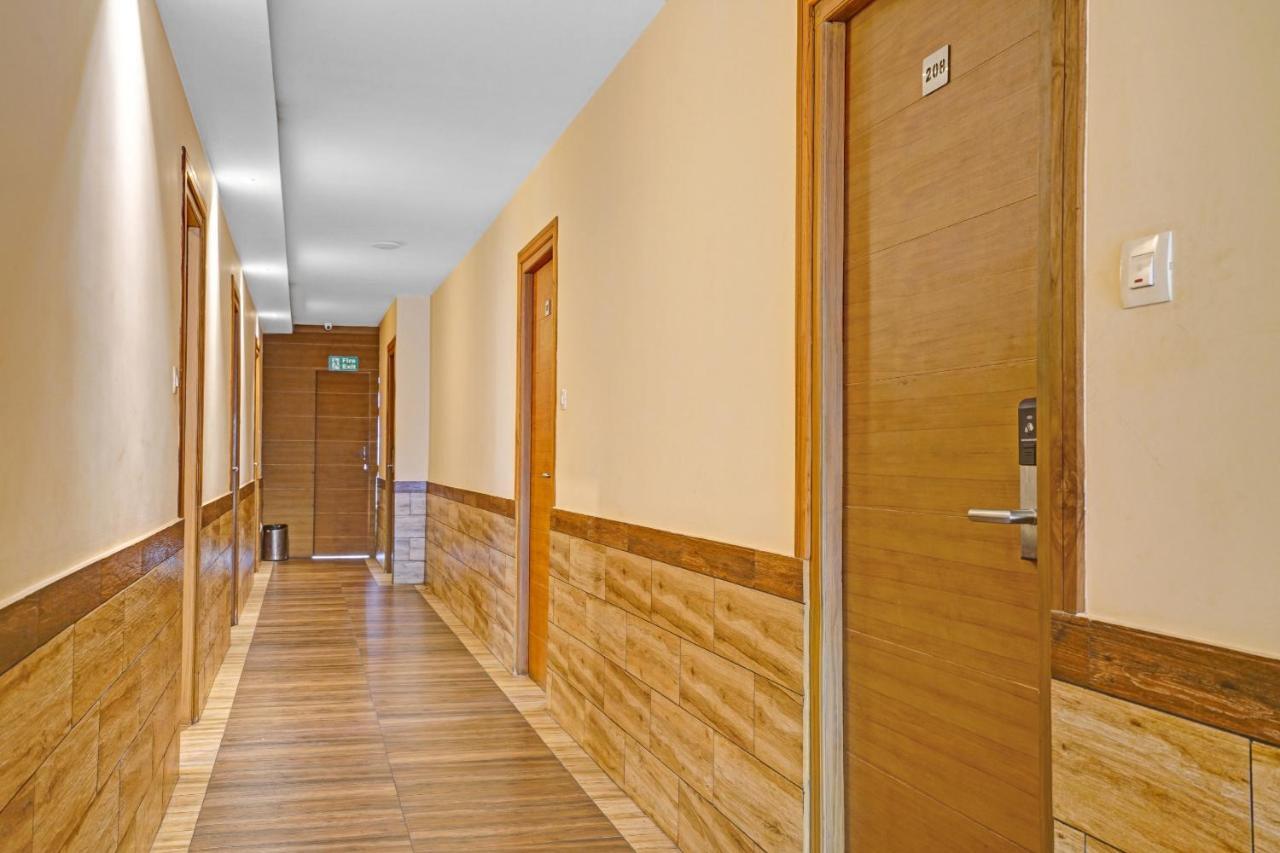 Capital O 87015 Hotel Al Salama Kochi Exterior photo